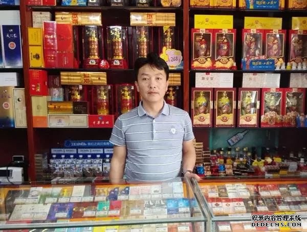 能在商超和烟酒店夹击中活得风生水起，全靠这三个字！