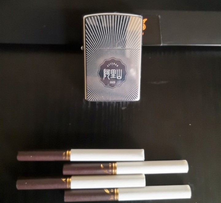 阿里山(一支笔A Pen)